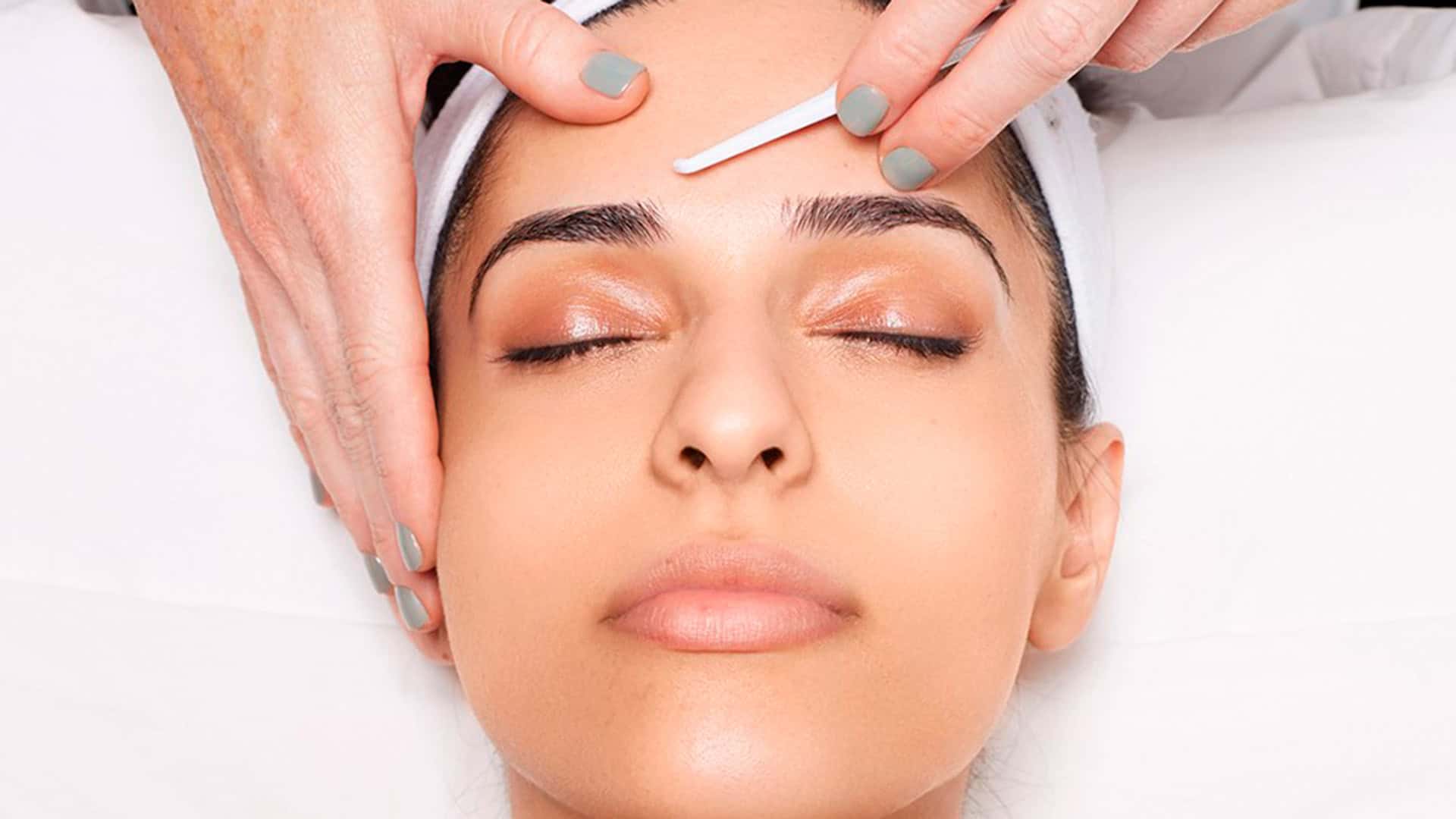 Dermaplaning
