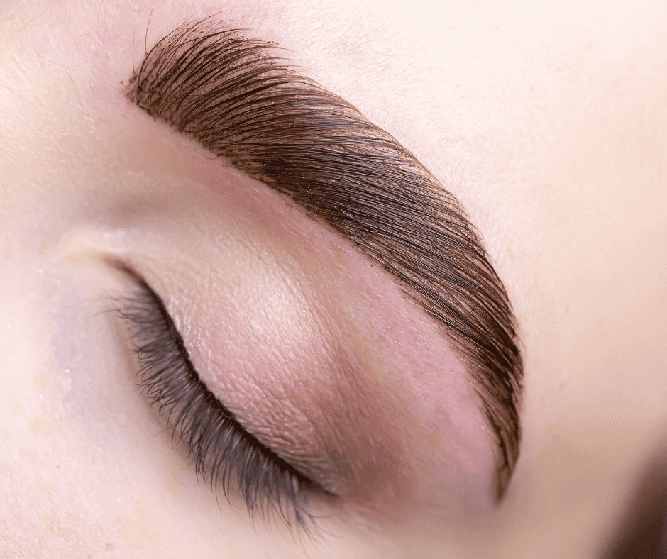 Laminado y tinte de cejas